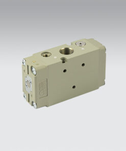 Van khí nén 3/2 NC, điều khiển bằng 1 cuộn coil, ren 1/2'' - Mã 7030010200 - Dòng 70 Pneumatic